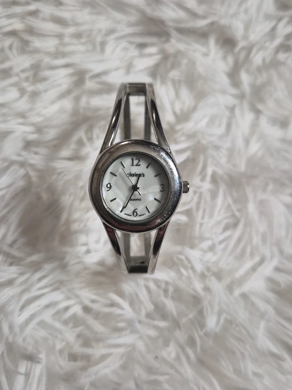 Vintage Y2K Claire's Watch Silver Tone Hinge Bracelet Style Hinged Round Face